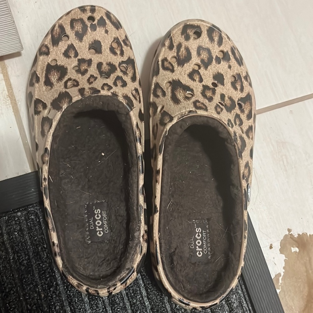 Fleece lined crocs